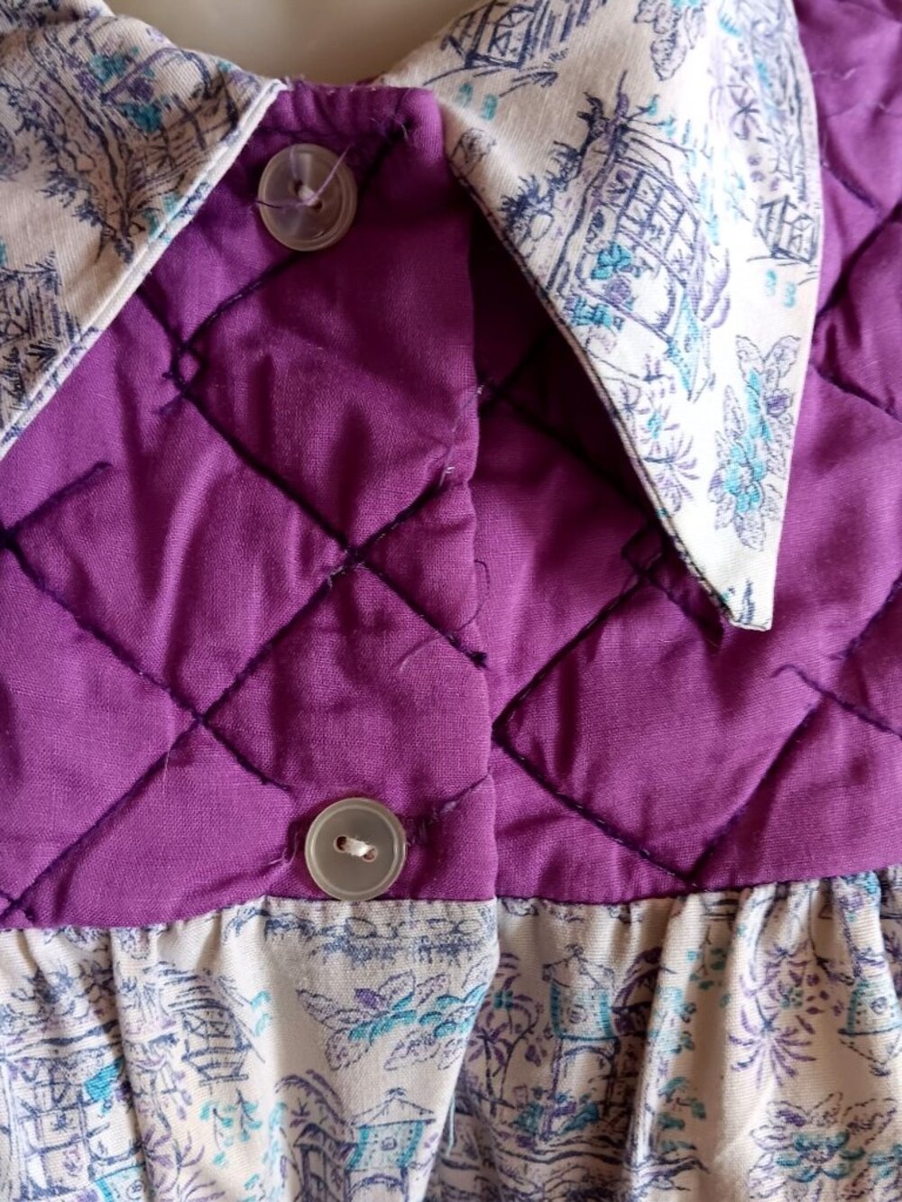 True Vintage Quilted Top XS 1970s Purple Shirt Yoke Asian Print Pocketed Collare